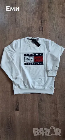 Дамски блузи HUGO BOSS, TOMI HILFIGER, GUESS, BURBERRY зимни , снимка 12 - Блузи с дълъг ръкав и пуловери - 47444399