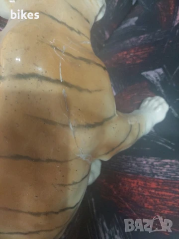 Порцеланова статуетка на тигър, снимка 3 - Статуетки - 51386370