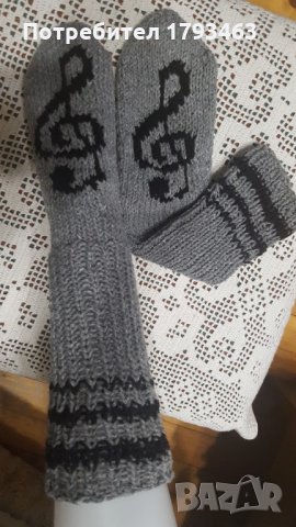 Ръчно плетени дамски чорапи 