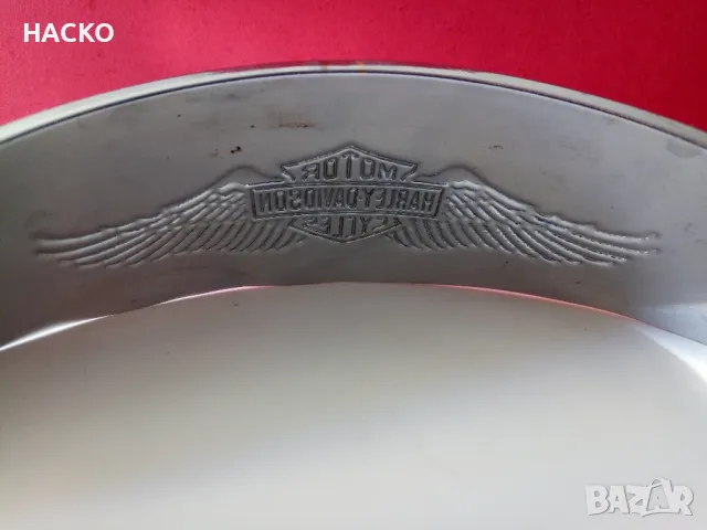 Метална Козирка за Фар на Harley Davidson 100% Оригинална, снимка 3 - Части - 50303416