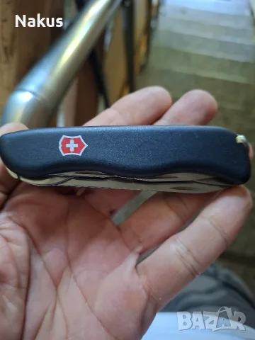 Швейцарски нож Victorinox Nomad, снимка 3 - Ножове - 55741637