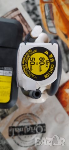 Оригинален Toyota компресор за спукана гума , снимка 2 - Аксесоари и консумативи - 38929628