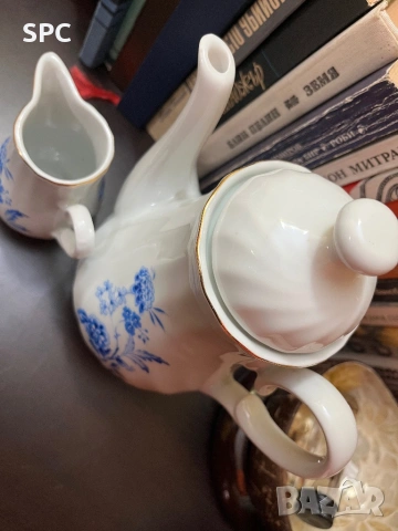 Порцеланови вази ,чайници и др., снимка 3 - Прибори за хранене, готвене и сервиране - 54331244