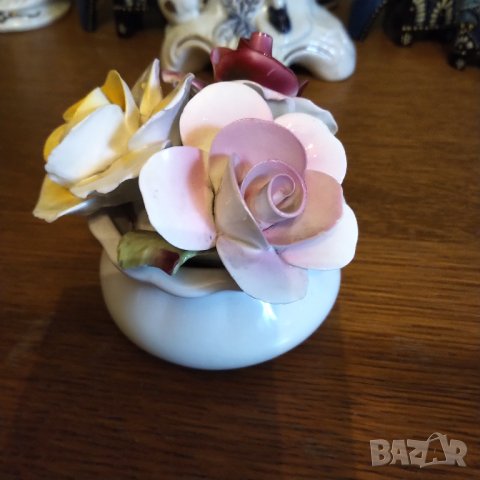 Порцеланови рози, снимка 3 - Декорация за дома - 37300341