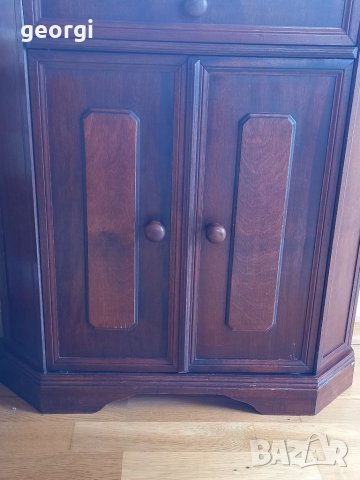 Ретро дървен шкаф масив, снимка 11 - Бюфети - 37343454