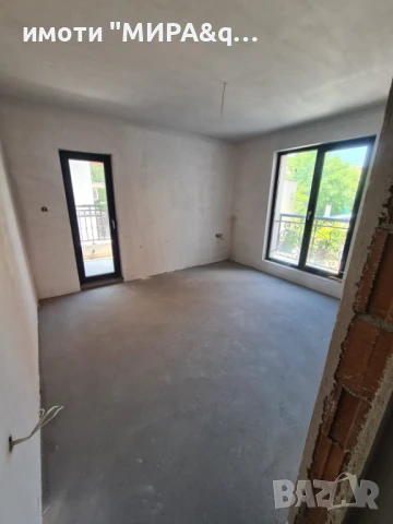 ДВУСТАЕН АПАРТАМЕНТ В ЛУКСОЗНА СГРАДА В КВ. УЧИЛИЩНИ, ГР. ХАСКОВО, снимка 7 - Апартаменти - 51053161