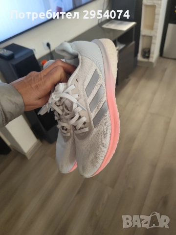 оригинални маратонки Адидас 39 номер 40лв, снимка 2 - Маратонки - 51859208