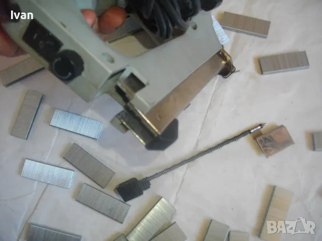 Голям Немски 15-32мм Комбиниран Електрически Дърводелски Тапицерски ТАКЕР Top Craft ЗАБЕЛЕЖКА , снимка 12 - Други инструменти - 47458046