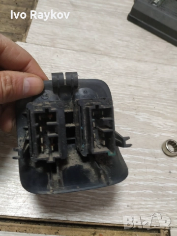 Бутони ел стъкла за Peugeot 206 207, снимка 3 - Части - 52689362