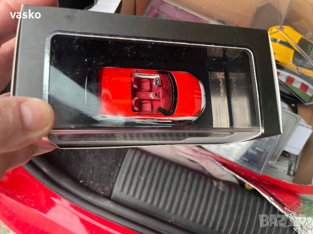 Toyota-Scion 1:43, снимка 2 - Колекции - 52867186