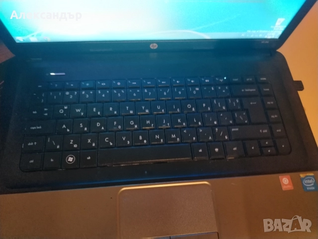 💻 HP 250 – 6GB RAM / HDD 700GB / Батерия отлична , снимка 2 - Лаптопи за работа - 51870255