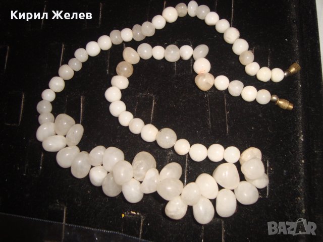 АРТ КОЛИЕ от МЛЕЧЕН БЯЛ КВАРЦ ПОЛУСКЪПОЦЕНЕН КАМЪК РЪЧНО НАНИЗАНО 16561, снимка 3 - Колиета, медальони, синджири - 30691365