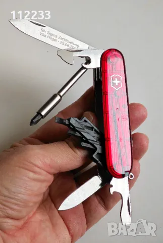 Victorinox Cyber Tool 29, снимка 3 - Ножове - 48175557
