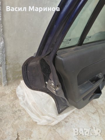 Продавам задни врати за Opel Astra 1.6 Ecotec комби (Опел Астра Полицейска) части, снимка 8 - Части - 32116305