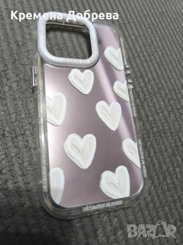 огледален калъф с бели сърца iPhone 14pro 