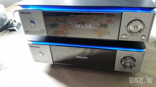 Микросистема Phillips MCD708 , снимка 1 - Плейъри, домашно кино, прожектори - 53147993