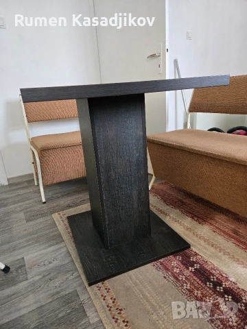 Продавам кухненска маса 70×70×75 , снимка 2 - Маси - 53198007