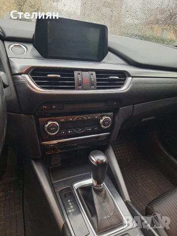 Mazda 6 Skyactiv 2.2D, снимка 8 - Автомобили и джипове - 54068781