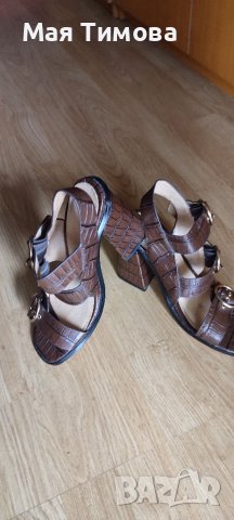 Дамски сандали RESERVED, снимка 5 - Сандали - 37959069