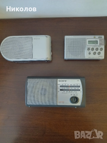 Продавам лот или поотделно радио SONY