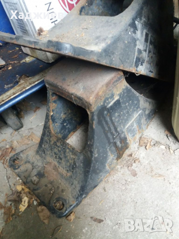 Пети JOST за Мерцедес 