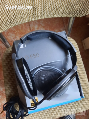 Слушалки Sennheiser HD650, снимка 2 - Слушалки и портативни колонки - 52952673