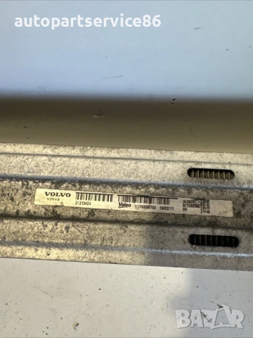 Радиатор на интеркулера за Volvo V70 2.0 TDI 163HP (2012) 31319424, снимка 3 - Части - 54126142