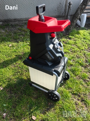 Дробилка за клони 