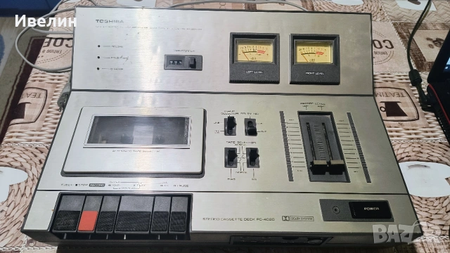 Продавам ретро касетен дек TOSHIBA