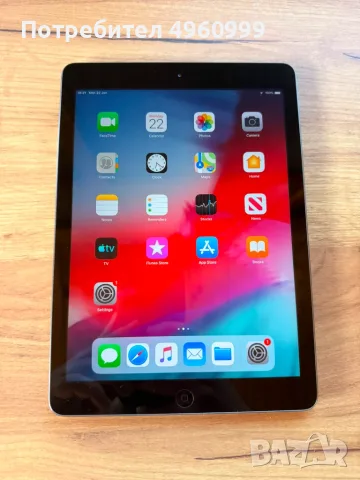 iPad Air 9.7” 32GB Space Gray + оригинална кутия + зарядно, кабел и кейс, снимка 2 - Таблети - 56239618