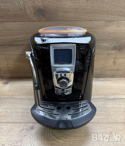 Продавам кафемашина Saeco Black Touch Plus Type:SUP032AR