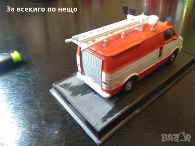Макети на различни модели пожарни коли (Обява 1), снимка 8 - Колекции - 31589104