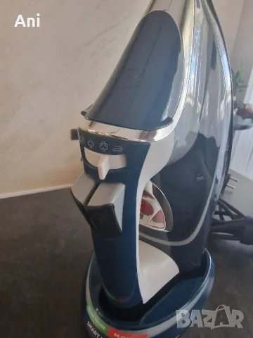 Безкабелна ютия Russell Hobbs, снимка 3 - Ютии - 49905038