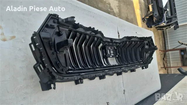 Централна решетка Skoda Kodiaq година 2021 2022 2023 2024 код 565853653C , снимка 6 - Аксесоари и консумативи - 55885046