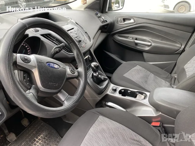 Ford Kuga 2.0CDTI, снимка 12 - Автомобили и джипове - 56230819