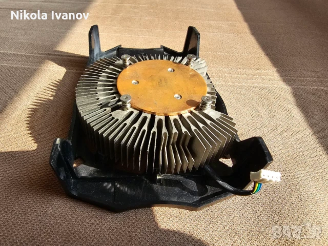 Охладител от AMD Radeon R7 260X Sapphire | вентилатор + пластмаса + радиатор + монтажни елементи, снимка 4 - Други - 50585061