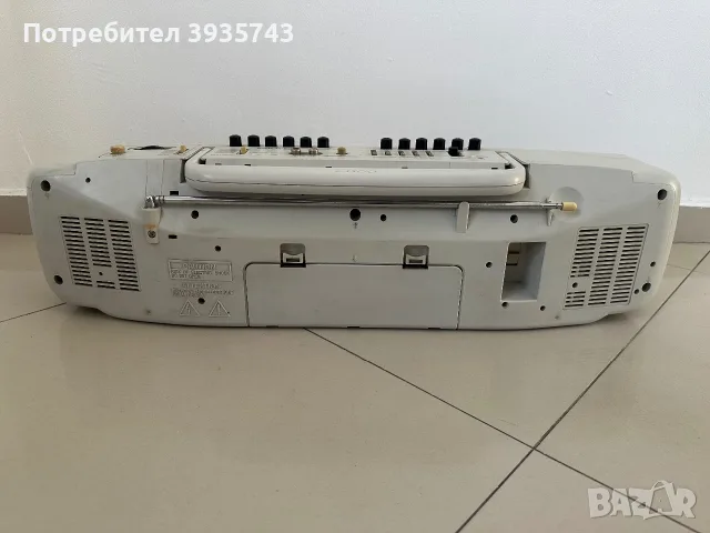 Sony CFS-W305S boombox , снимка 6 - Радиокасетофони, транзистори - 56469664