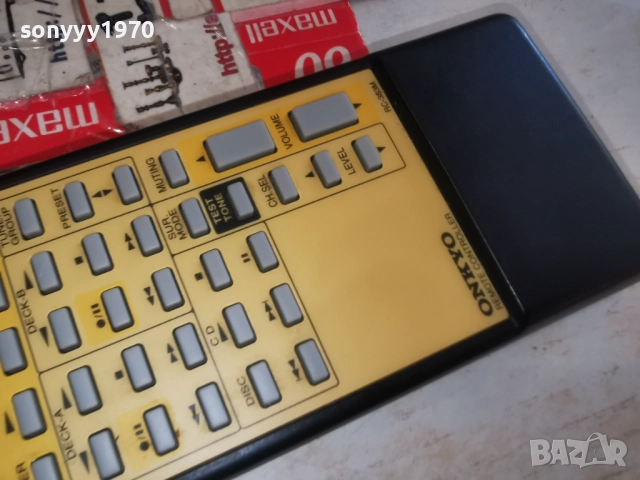 ONKYO RC-383M LEARN REMOTE CONTROL-ВНОС SWISS 1412251630, снимка 10 - Ресийвъри, усилватели, смесителни пултове - 52791628