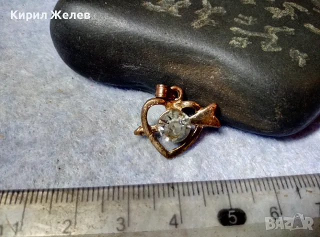 РОМАНТИЧЕН ВИНТИДЖ АРТ МЕДАЛЬОН ЗЛАТИСТО СЪРЧИЦЕ с ФАСЕТИРАН БЛЕСТЯЩ КРИСТАЛ 48753, снимка 4 - Колиета, медальони, синджири - 48828023