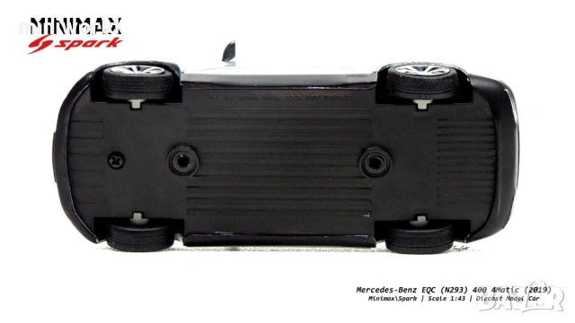 Mercedes-Benz EQC N293 400 4Matic 2019 - мащаб 1:43 на Spark моделът е нов в PVC дисплей-кейс, снимка 8 - Колекции - 54003606