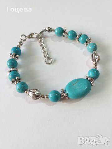 Новата ни Тюркоазена гривна с Тибетски Тюркоази и орнаменти в цвят Сребро 