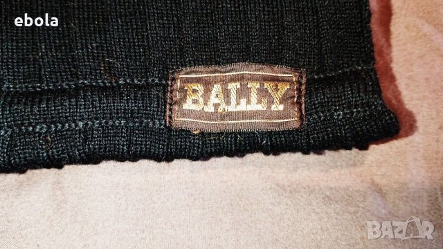 Оригинален шал Bally, снимка 3 - Шалове - 30783369