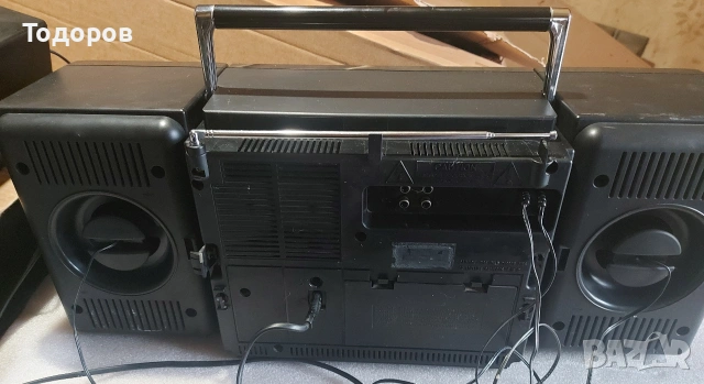 Philips D8874 Compact disc stereo radio cassette recorder , снимка 7 - Радиокасетофони, транзистори - 53003449