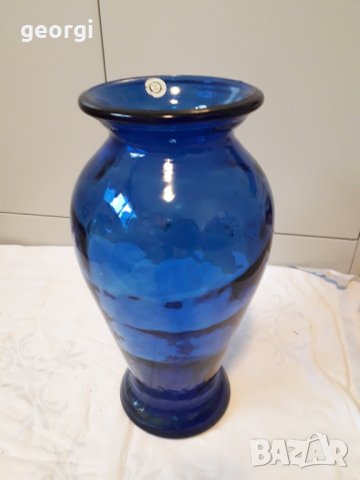 Испански стъклена ваза