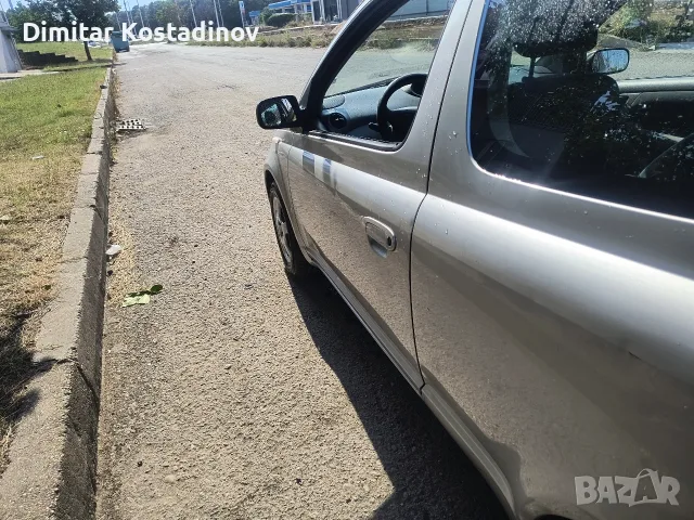 toyota yaris 1.0, снимка 3 - Автомобили и джипове - 55875152