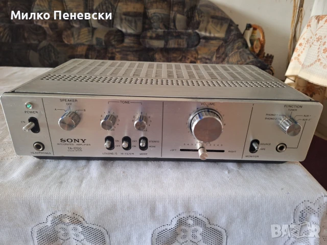 SONY  TA 1700 HIFI VINTAGE STEREO AMPLIFIER MADE IN JAPAN.   .