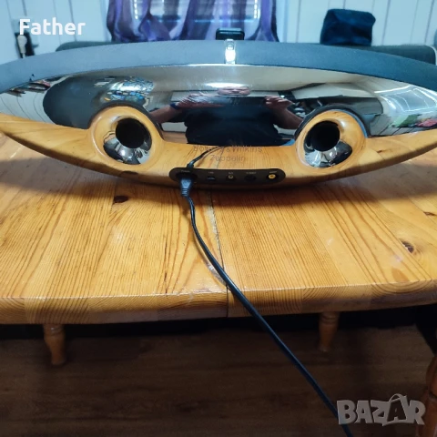 Преносима колона Bowers & Wilkins Zeppelin, снимка 7 - Bluetooth тонколони - 50970659