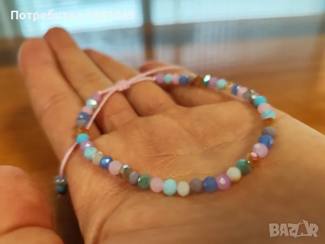 Летни блестящи гривни/колиета от кристали, снимка 15 - Гривни - 46604911