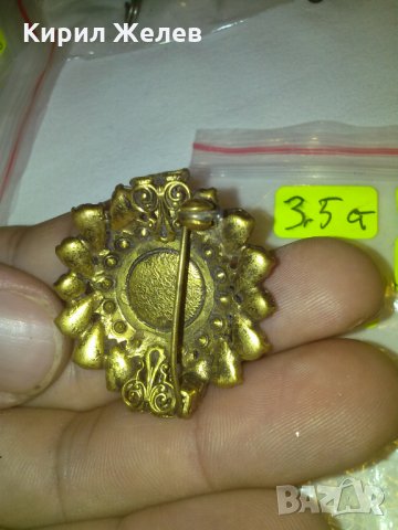 СКЪПОЦЕННА СТАРА БРОШКА БОХЕМСКИ КРИСТАЛ ГРАНАТ БРОНЗ ПОЗЛАТА 4952 КАМЪНИ , снимка 6 - Антикварни и старинни предмети - 29568416