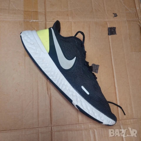 маратонки Nike Revolution 5 номер 43, снимка 4 - Маратонки - 50633706